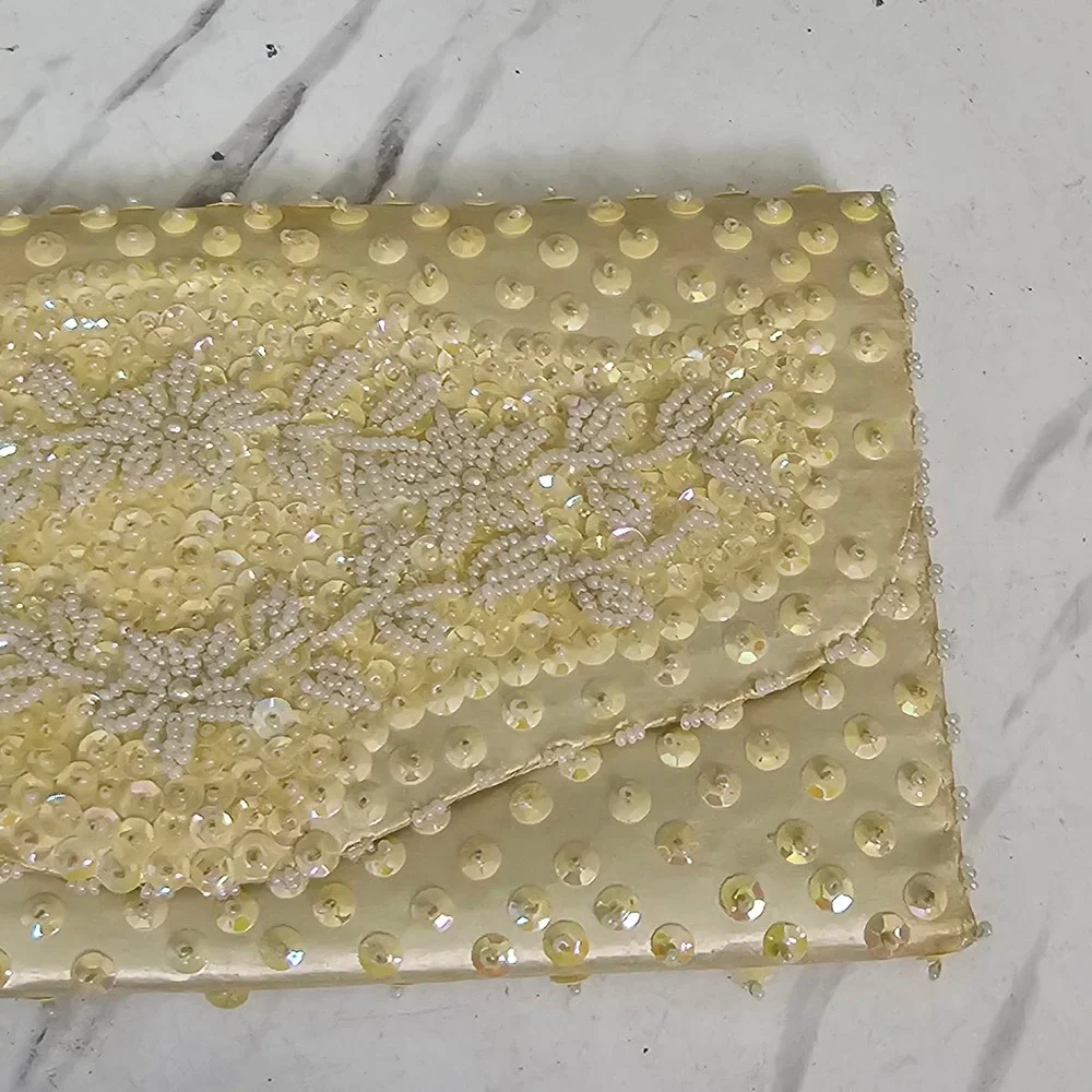 Vintage Ivory‎ Beaded Satin Clutch Purse Handmade Hong Kong Bridal Evening Bag